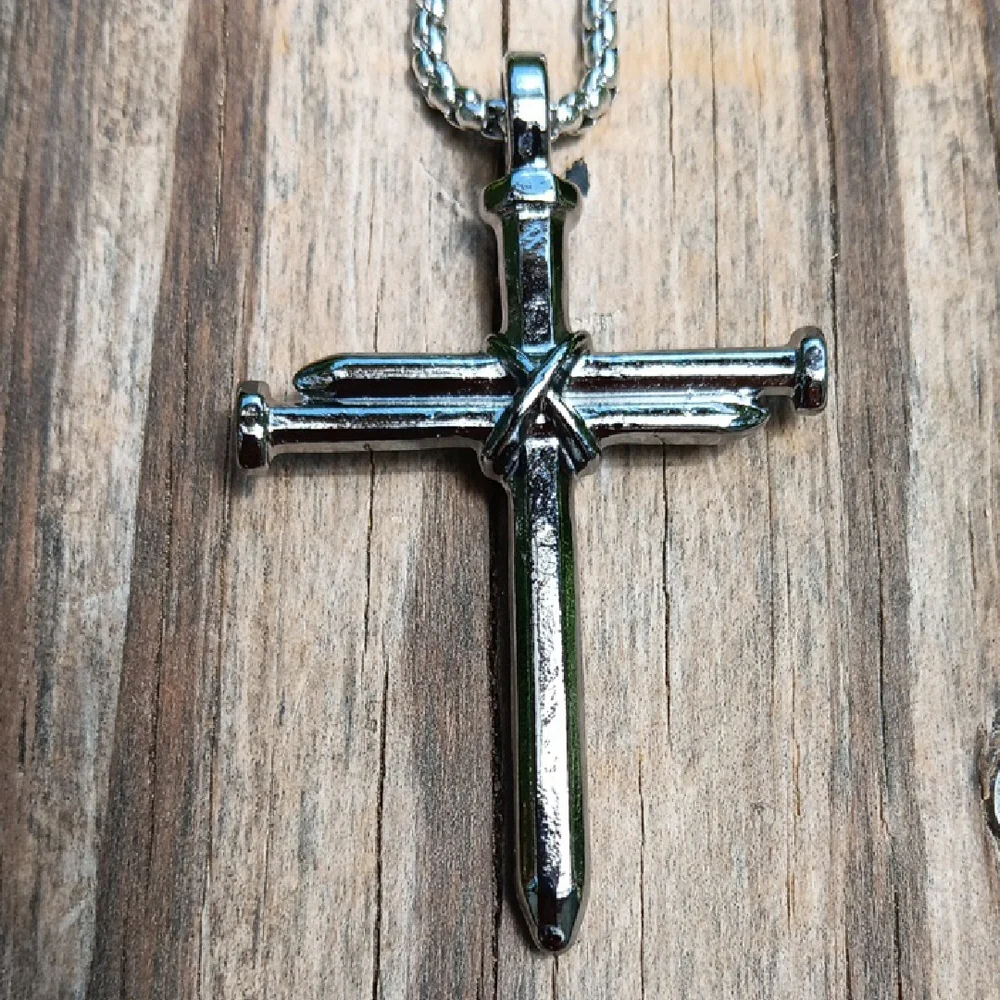 🆕️LAST 1☦️HANDCRAFTED STAINLESS STEEL CROSS NAIL UNISEX NECKLESS/GIFT BOXED